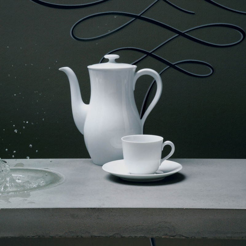 Fürstenberg "Wagenfeld" Coffee Cup Black Line Porcelain 200 ml Fürstenberg "Wagenfeld" Coffee Pot Black Line Porcelain 1200 ml