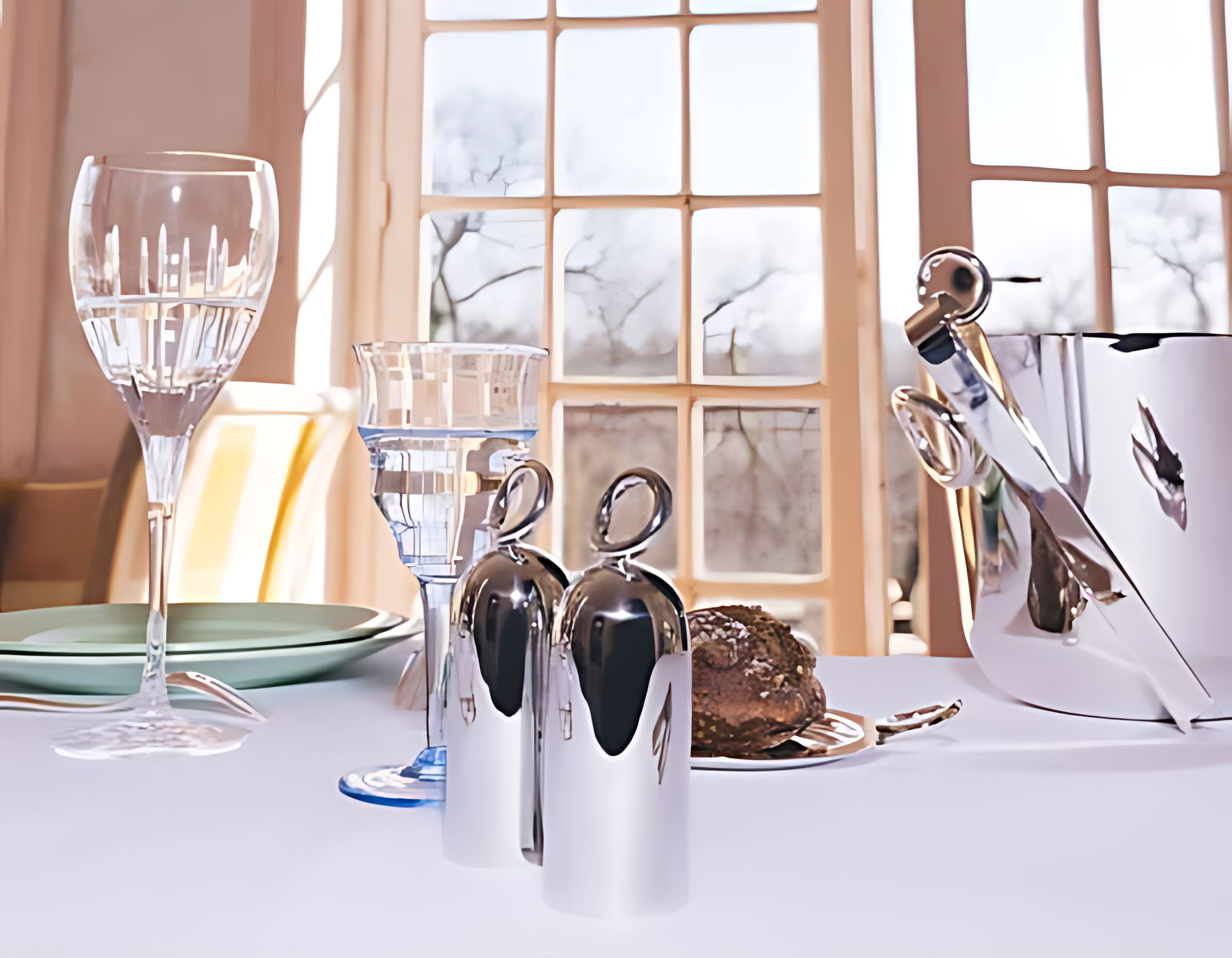 Christofle "Vertigo" Salt & Pepper Shaker glass Christofle "Vertigo" Salt & Pepper Shaker silver plated